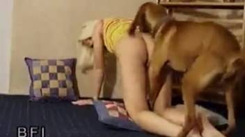 Pasty-looking blonde fucks a doggo